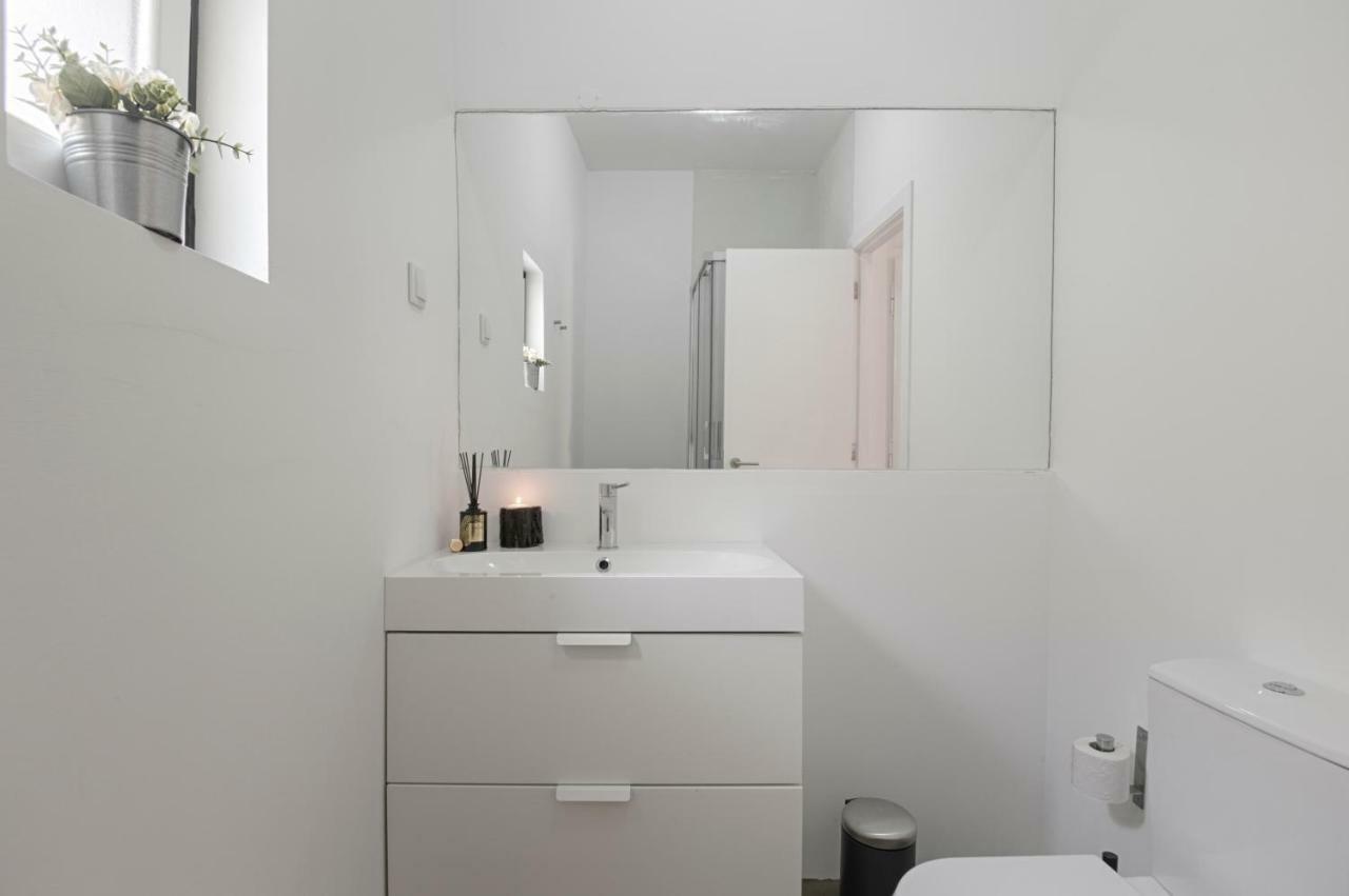Lxway Apartments Downtown Lisbona Esterno foto